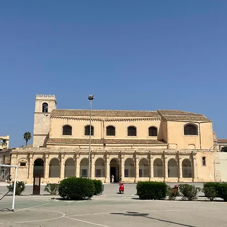 Dadahouse Nyaraló Szirakúza