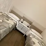 Dadahouse * Syrakus